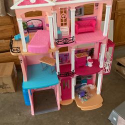 Free Barbie House 