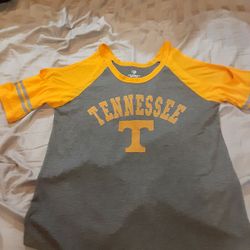 Tennessee Titans Cut Out Shoulder High Low Shirt Size Small. New Without Tags. 