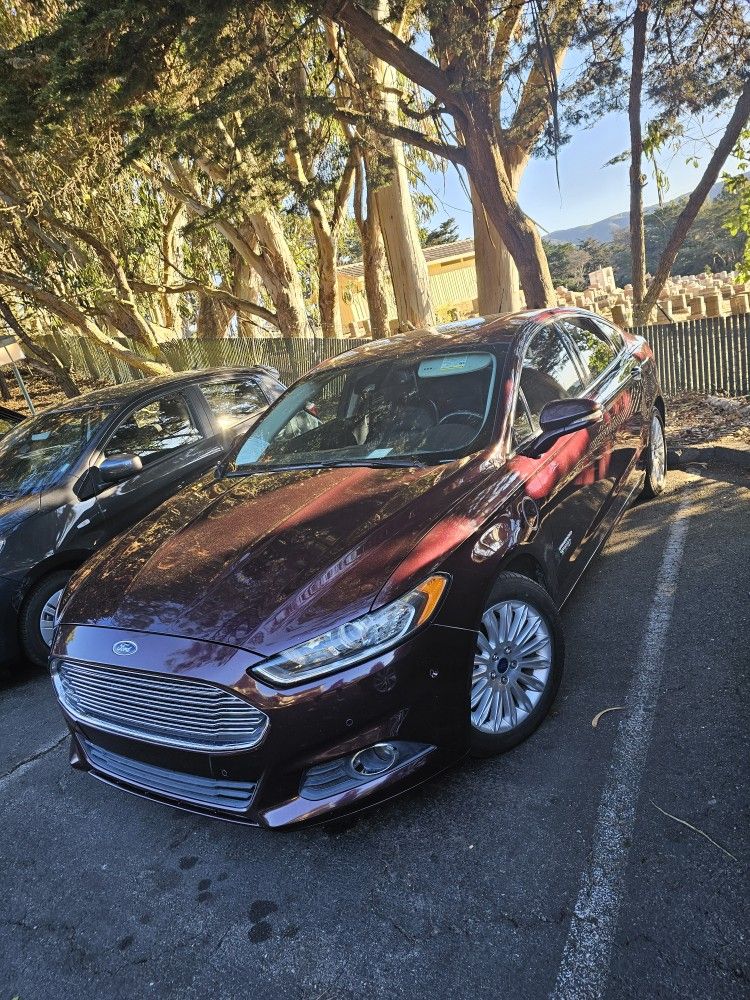 2013 Ford Fusion Hybrid