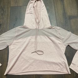 Womans Light Pink Hoodie Sweater Size Large By Heart Hips #15