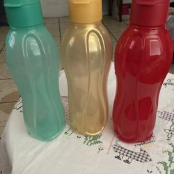 Tupperware Each 