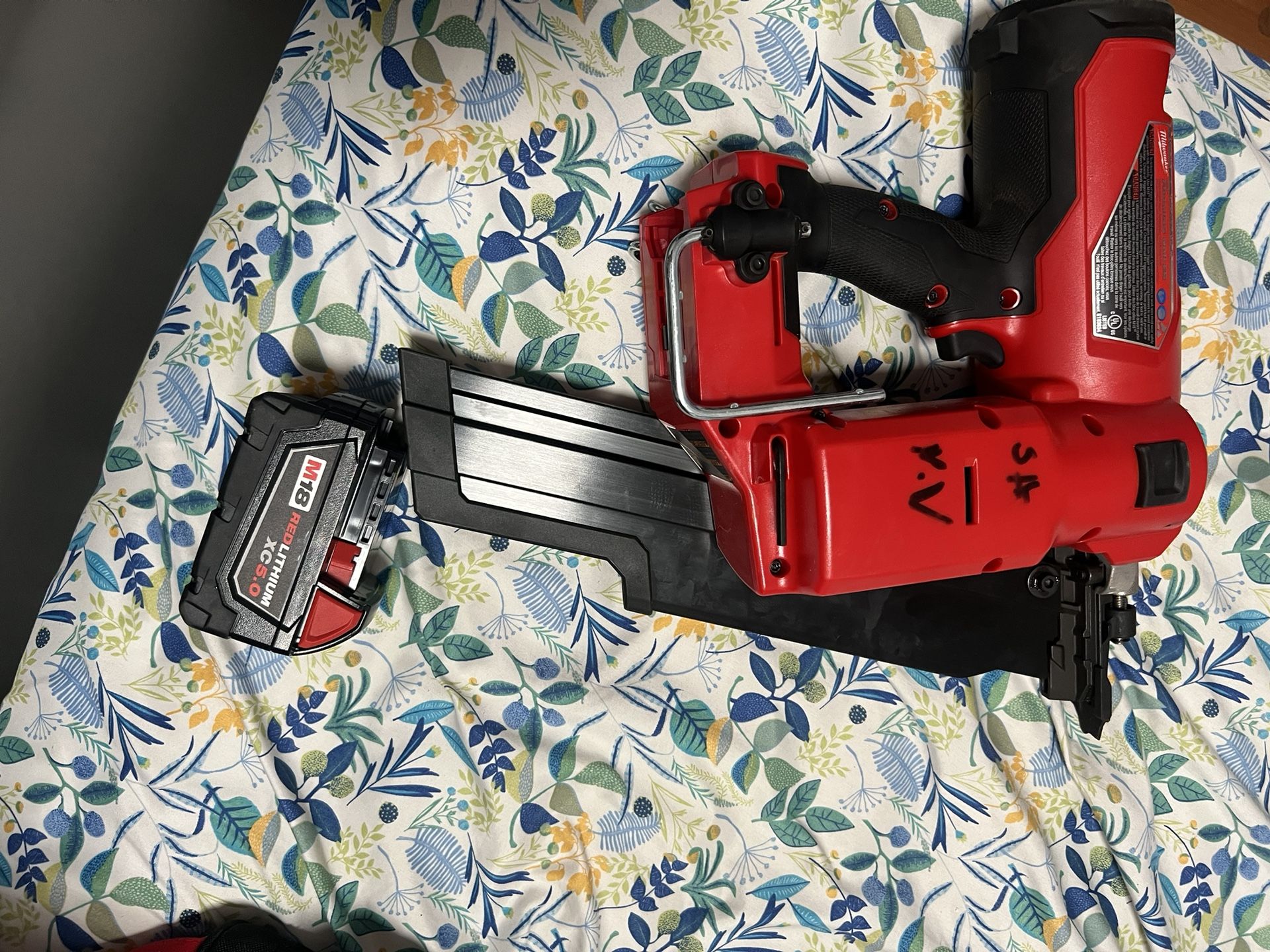 Milwaukee M18 21 Degree