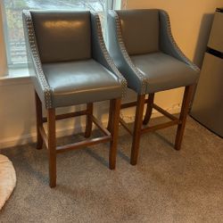 3 Plush Leather Barstools