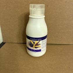 Avon shakes blackberry vanilla lotion