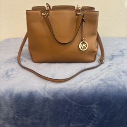 Michael Kors Annabelle Crossbody Tote Bag