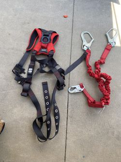 3M fall Protection Harness 