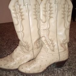Ladies 6 Boots