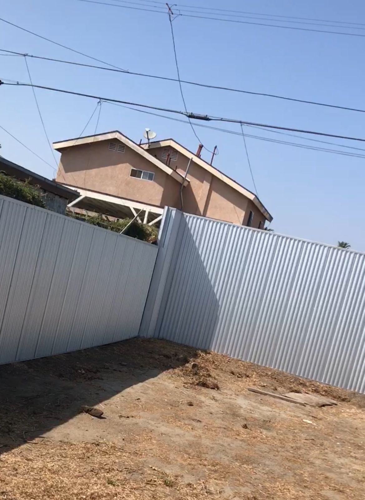 We make sheet metal fences of all sizes