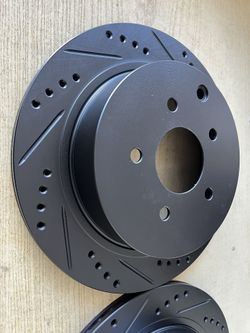 Nissan Quest 04-05-06-07-08-09-10-11-12-13-14-15-16-17 Rear Drill Slot Black Zinc Rotors Ceramic Brake Pads