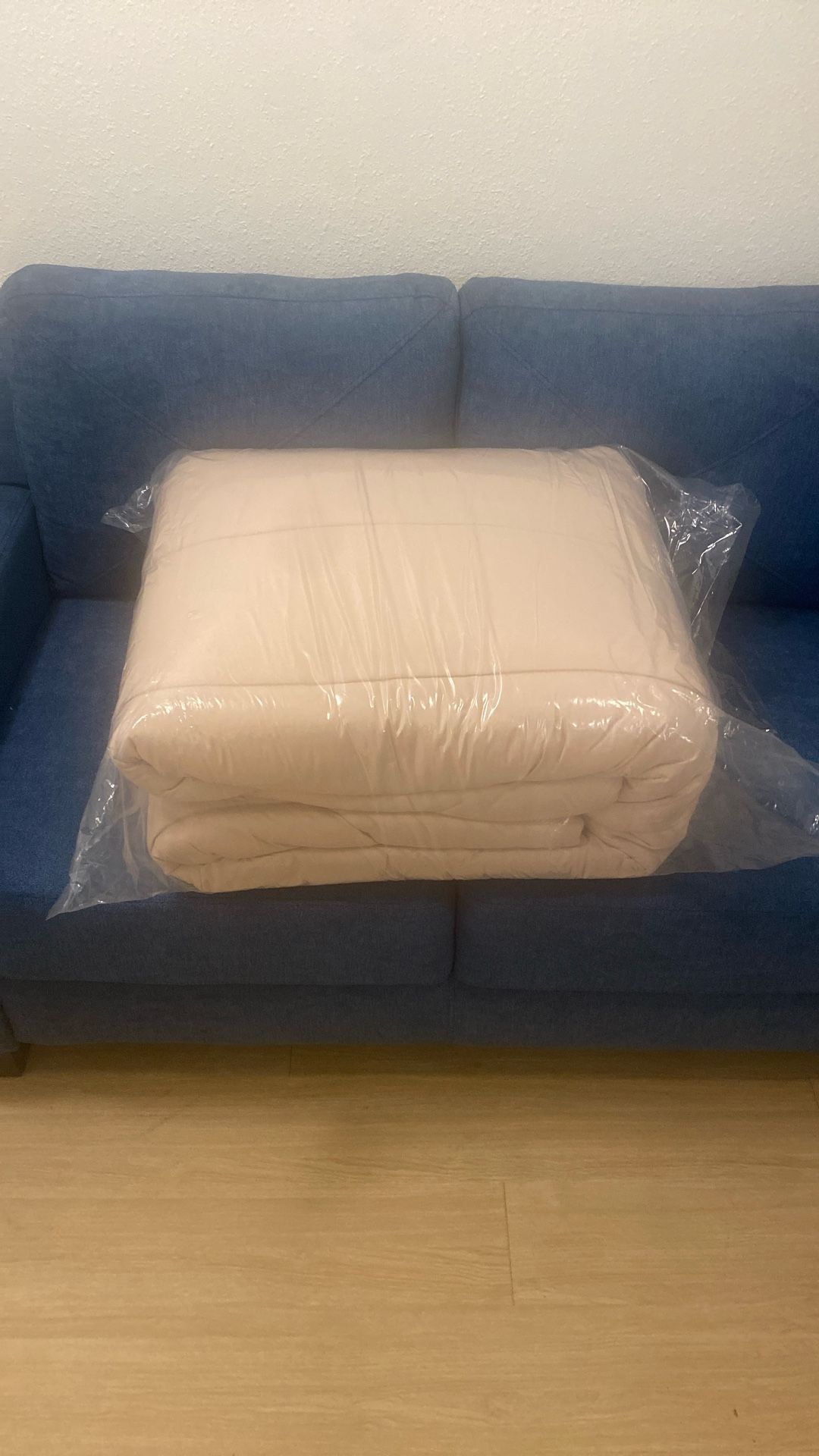 Brand New Full Size Comforter