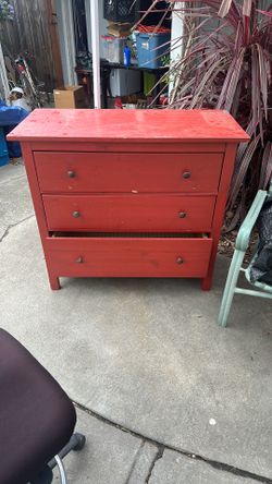 Dresser