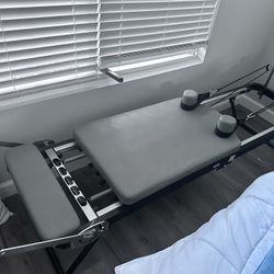 Nexace Pilates Reformer 