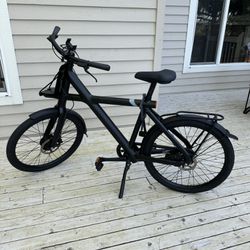 VanMoof X3 Electric Bike With Accessories