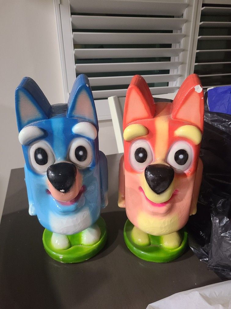 Bluey Bingo Piggy Bank Statue