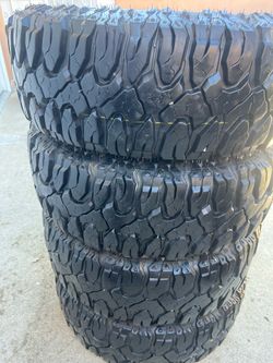 Tengo 4 llantas LT265/70R17 MILESTAR PATAGONIA M/T