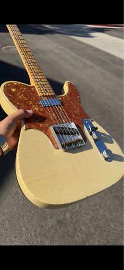 Cervantes Añejo T Guitar