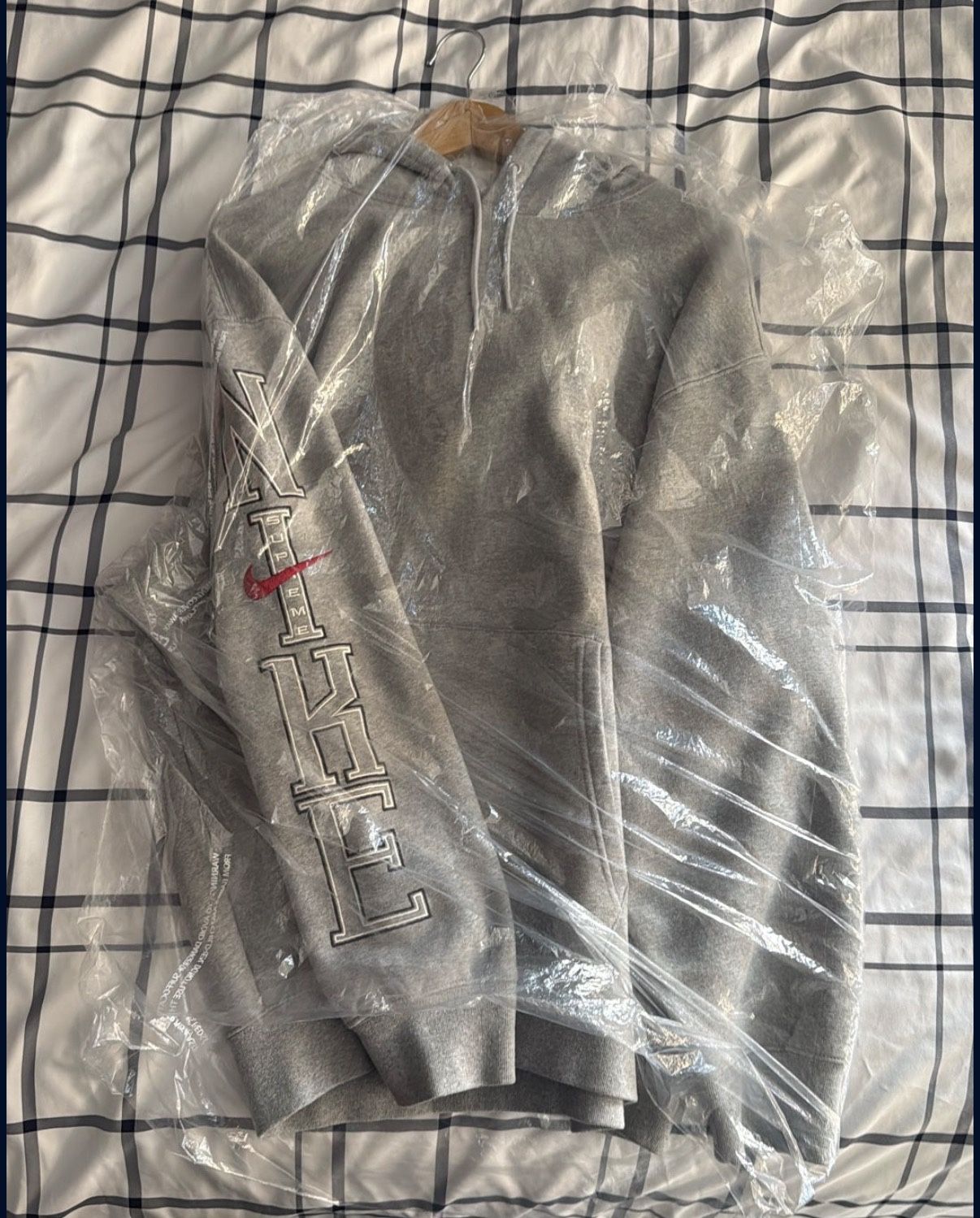 Supreme Nike Hoodie 