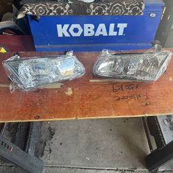 2000 Toyota Camry Headlights