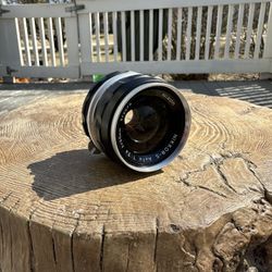 [Near MINT] Nikon 35mm f/2.8 NIKKOR-S Auto Pre-AI Wide Angle F Mount Camera Lens