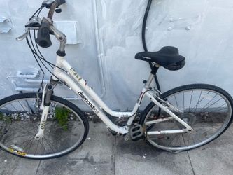 Women’s Diamond Back Bike
