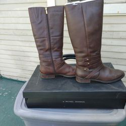 Boots/ Shoes 
