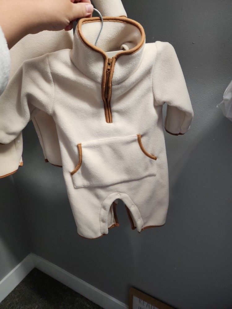 Fleece Jumpsuit 0-3months