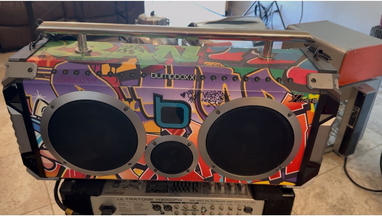 Boombox Flare8 Bluetooth Speaker