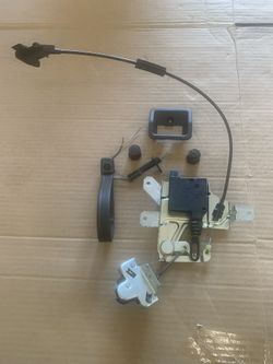 1(contact info removed) Cadillac Catera OEM Rear Trunk Lock Latch Release Assembly Actuator