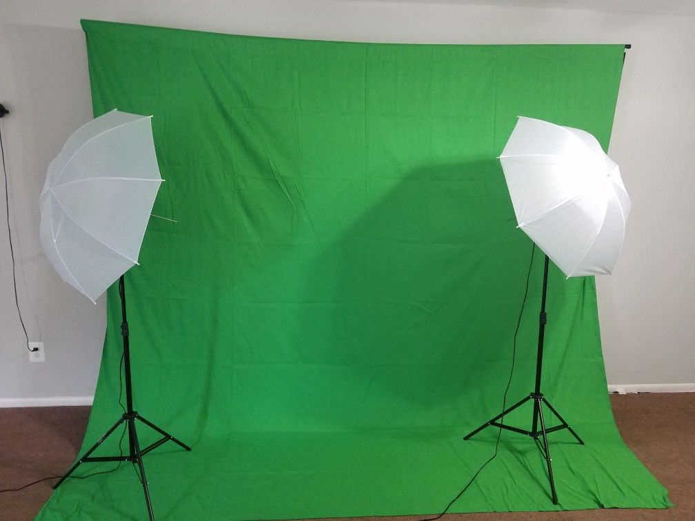 Green screen with lights for studio/YouTube