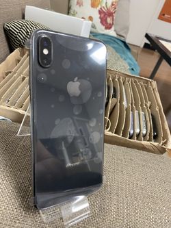 iPhone XS Max unlocked
