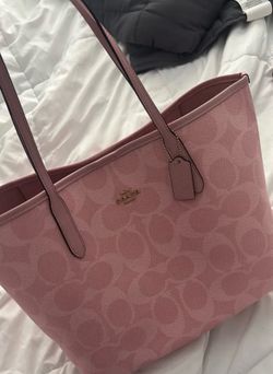 Pink coach purse
