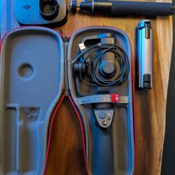 DJI Osmo Mobile Gimbal Steadicam. With All Accessories 