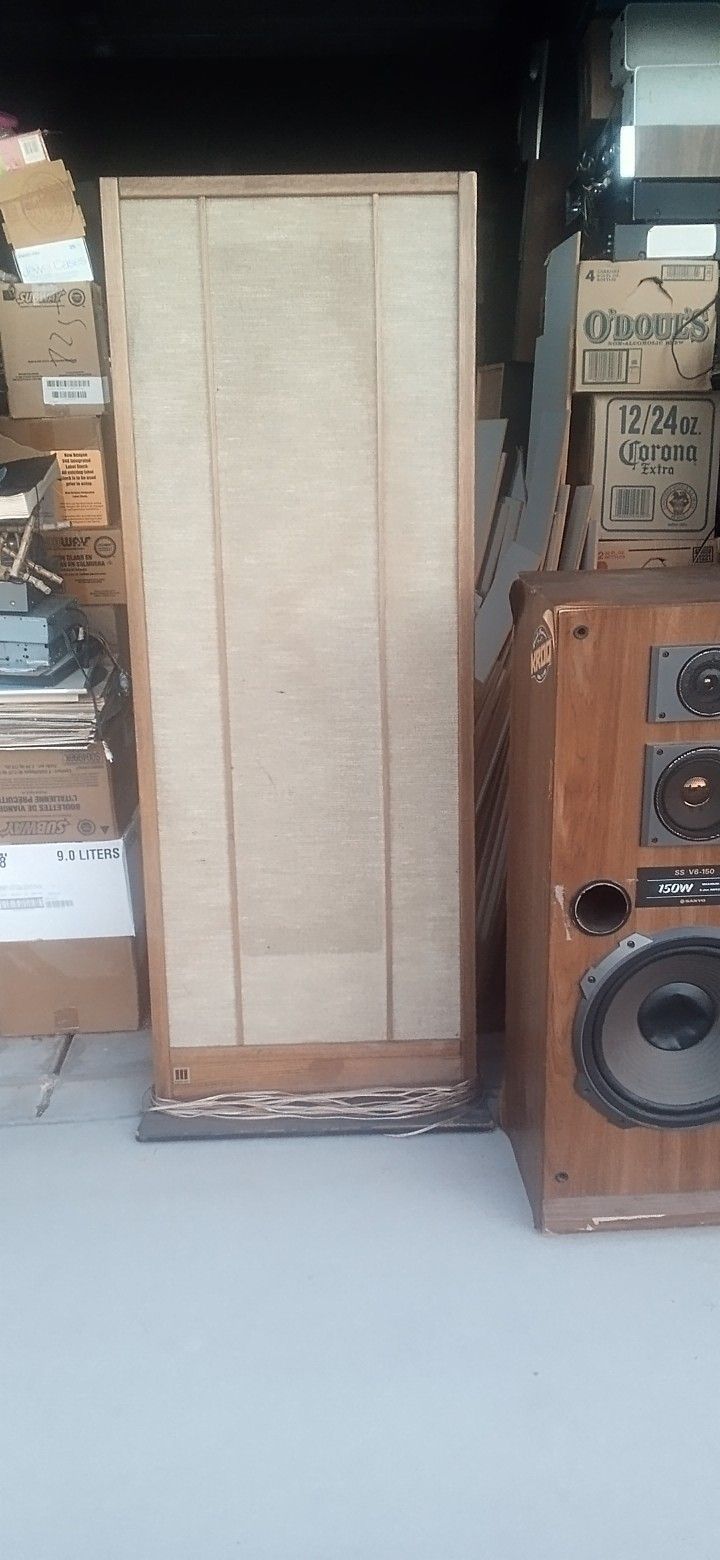 Magneplanar Pair Wafer Thin Tower Loud Speakers W