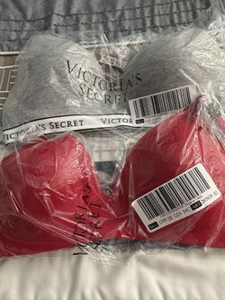 2 Victoria’s Secret Bras Colors Grey And Red 34 C 