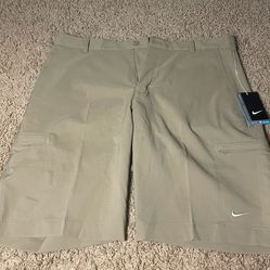 Nike Golf Mens Dri-Fit Lightweight Polyester/Spandex Blend Khaki Shorts 34