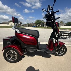 EWheels EW‑12 electric scooter with new and unused batteries