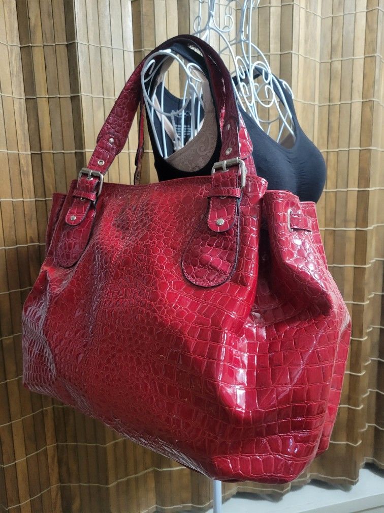 Woman's Large Handbag