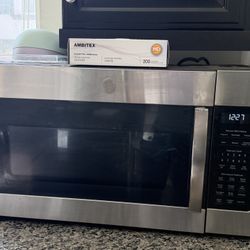 Used GE Over The Range Microwave 