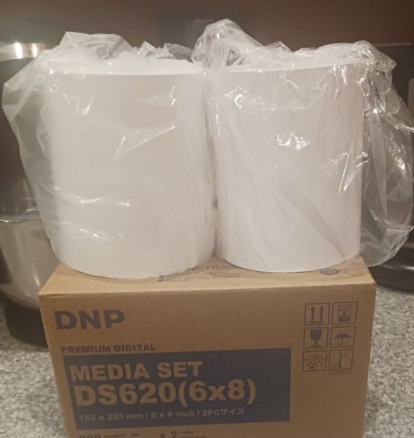 Fingerprint  Resistant  Photo  Paper- DNP Media Set (6x8) 