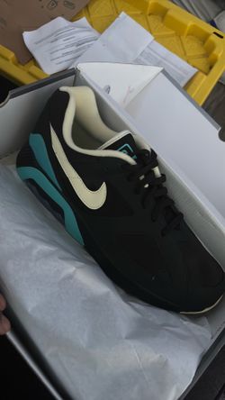 Nike 180 air shoes size 13