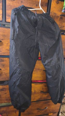 $5 NÖRDSKA  KID'S SNOW PANTS SIZE MEDIUM (7/8