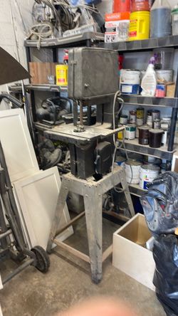 Band saw