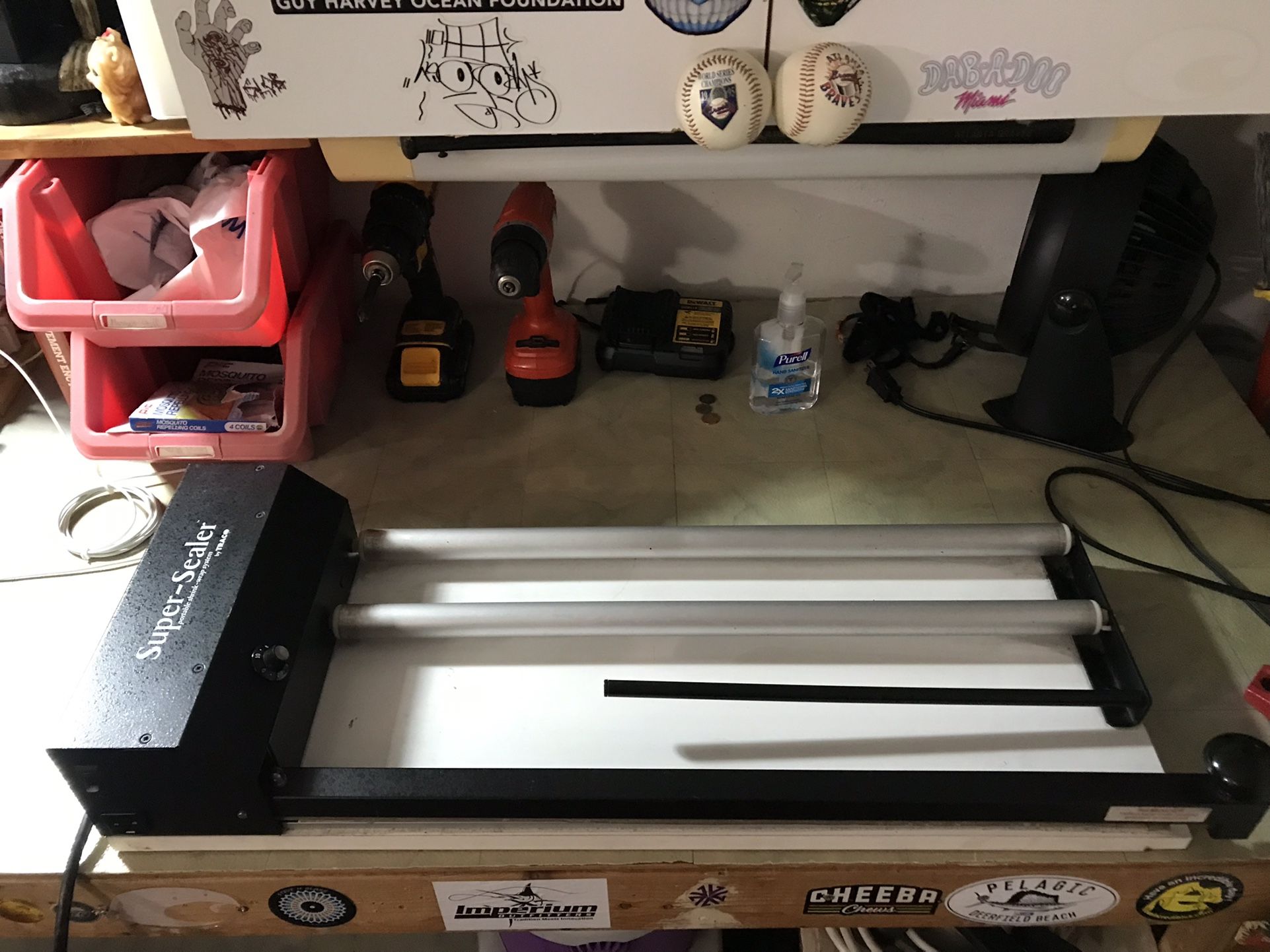 Traco 24” Deluxe Super Sealer Shrink Wrap Machine