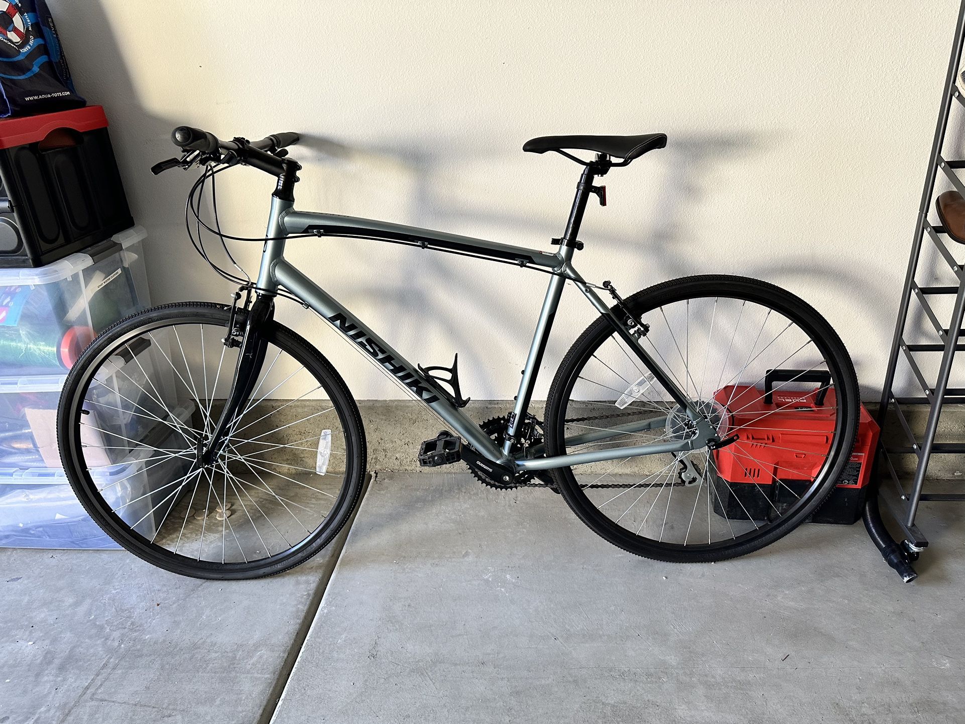 Nishiki Men’s Manitoba Hybrid/Road Bike 21” Frame