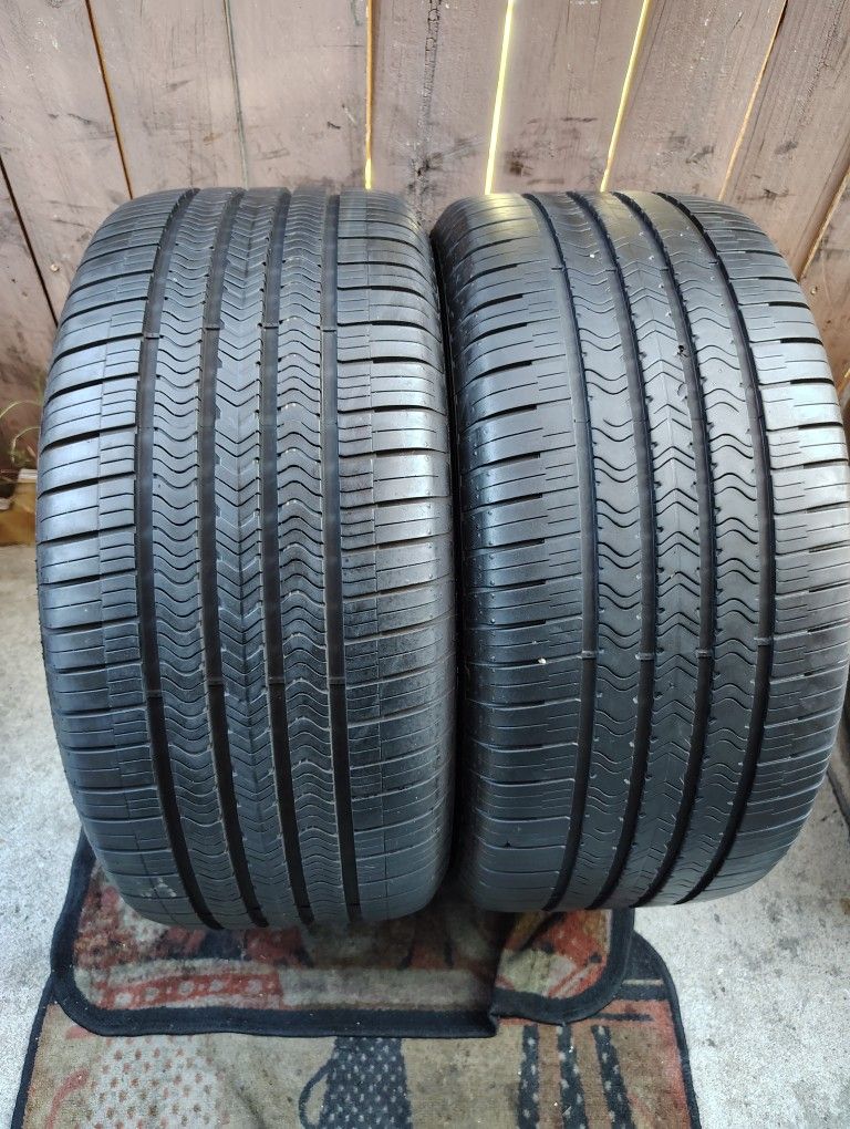 Parte llantas usadas Goodyear eagle sport moextended runflat 285/40/r/20 90% de vida