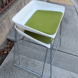 4 Green bar stool chairs