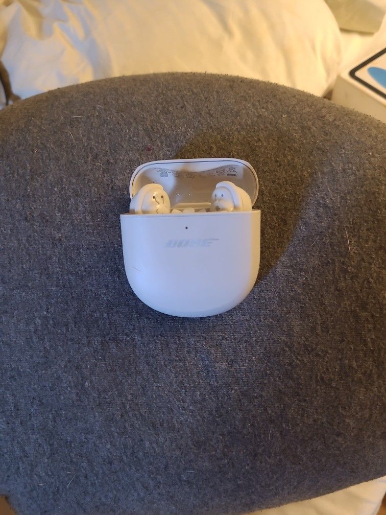 Bose Wireless Earbuds 