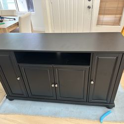 Media Console 