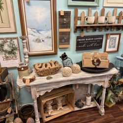 Wooden Vintage-Style Whitewashed Console Table – Rustic Farmhouse Coastal Entryway & Accent Piece