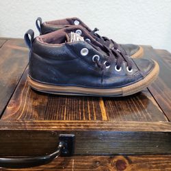 Converse All Star shoes size 2 youth